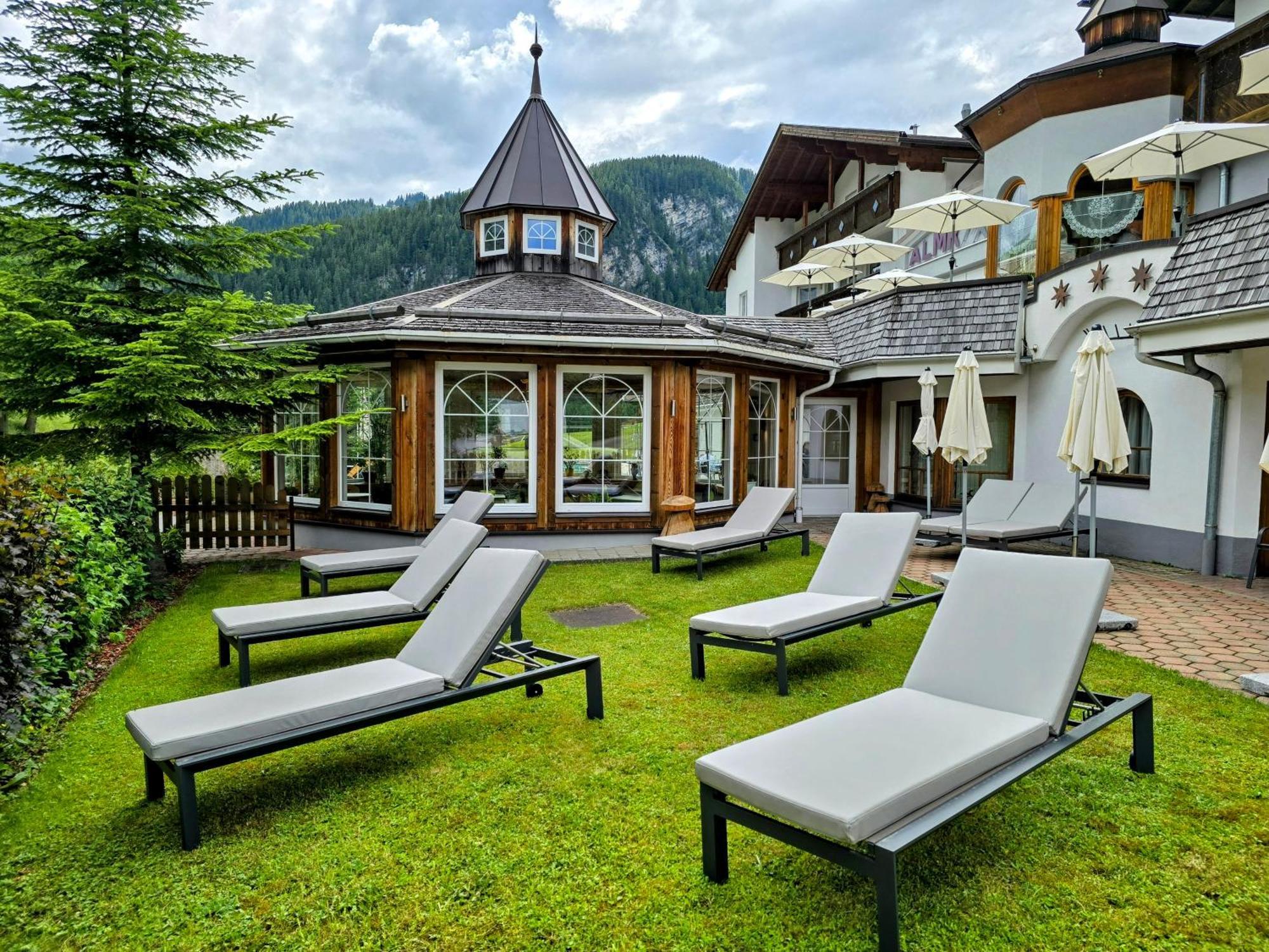 Berghotel Almrausch Berwang Exterior foto