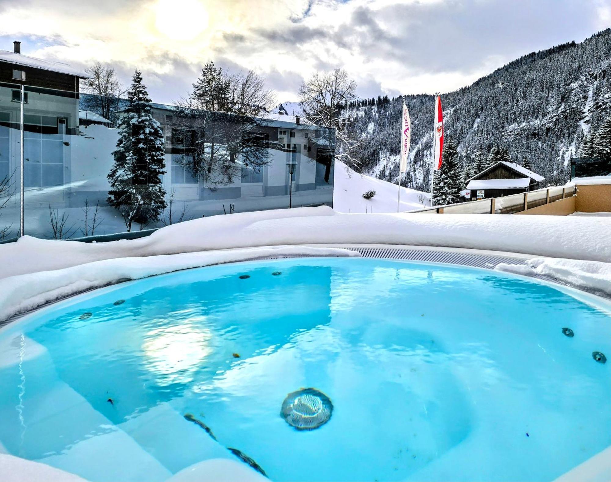 Berghotel Almrausch Berwang Exterior foto